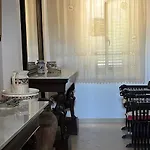 Sea View Apartment *